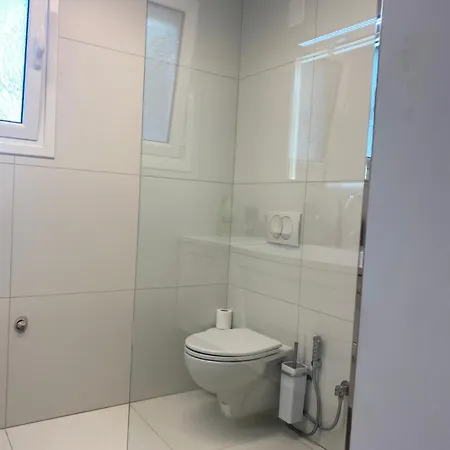 G&d Apartment Sarande
